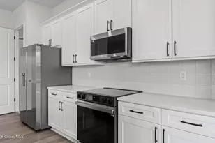 329 Beverly Ct, Melbourne Beach, FL 32951 - Photo 8