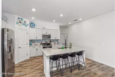 1995 Diablo Circle SW, Palm Bay, FL 32908 - Photo 6