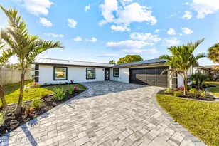 43 Westview Ln, Cocoa Beach, FL 32931 - Photo 2