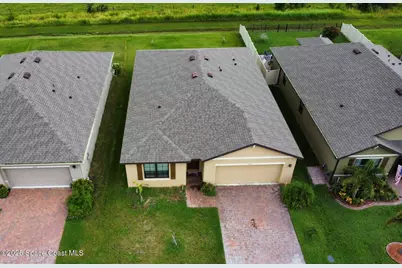 2073 Farmhouse Road SE, Palm Bay, FL 32909 - Photo 4