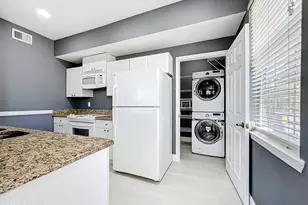 5683 Star Rush Dr, Melbourne, FL 32940 - Photo 4