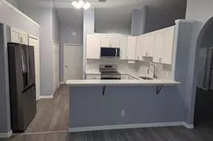 1330 Castel Pl SE, Palm Bay, FL 32909 - Photo 6