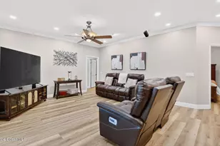 402 Stonehenge Cir, Rockledge, FL 32955 - Photo 12