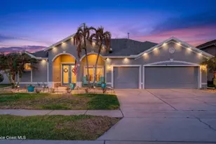 402 Stonehenge Cir, Rockledge, FL 32955 - Photo 1