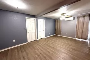 2127 Smathers Cir N, Melbourne, FL 32935 - Photo 2