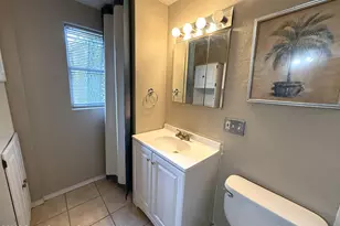 2127 Smathers Cir N, Melbourne, FL 32935 - Photo 10