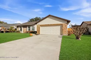 914 Yorktowne Dr, Rockledge, FL 32955 - Photo 2