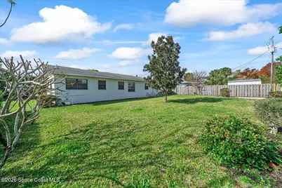 586 Lorraine Drive, Melbourne, FL 32935 - Photo 34