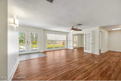 901 S Palm Avenue, Indialantic, FL 32903 - Photo 6