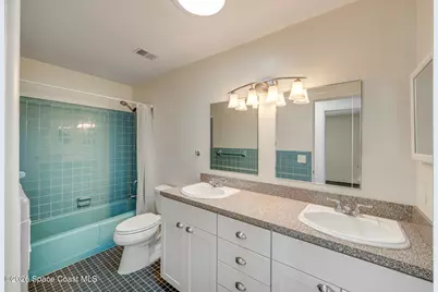 901 S Palm Avenue, Indialantic, FL 32903 - Photo 30