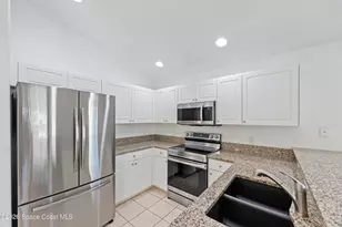 2140 Chinaberry Cir SE, Palm Bay, FL 32909 - Photo 6