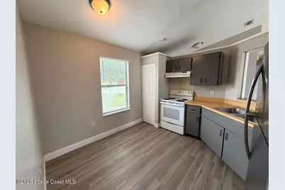 1395 Cox Avenue NW, Palm Bay, FL 32907 - Photo 8