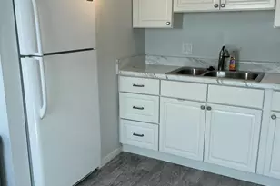 115 E Colonial Ct, Indian Harbour Beach, FL 32937 - Photo 8