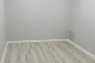 1030 Venetian Dr, Melbourne, FL 32904 - Photo 16