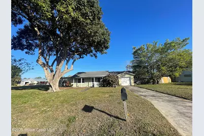 713 Orange Blossom Drive, Melbourne, FL 32935 - Photo 2