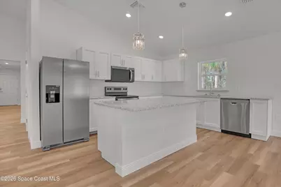 239 Trembley Avenue SW, Palm Bay, FL 32908 - Photo 8