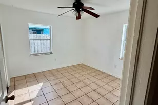 549 Poinciana Dr, Melbourne, FL 32935 - Photo 20