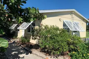 111 Delvalle St, Melbourne Beach, FL 32951 - Photo 20