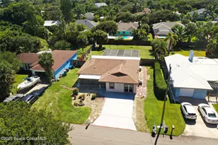 111 Delvalle St, Melbourne Beach, FL 32951 - Photo 24