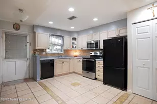 111 Delvalle St, Melbourne Beach, FL 32951 - Photo 6