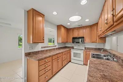 1071 Continental Avenue, Melbourne, FL 32940 - Photo 10