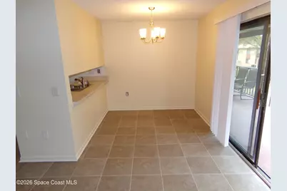 296 San Juan Circle #296, Melbourne, FL 32935 - Photo 4