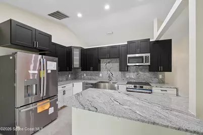 482 Borraclough Avenue, Palm Bay, FL 32907 - Photo 8