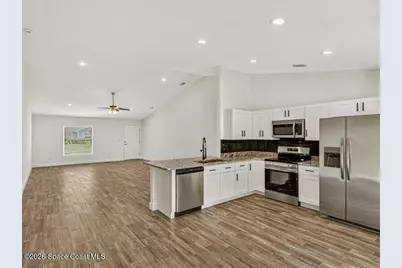 640 Roth Court SE, Palm Bay, FL 32909 - Photo 8