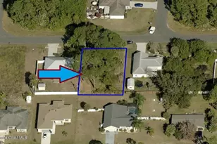 1766 Seeley Cir NW, Palm Bay, FL 32907 - Photo 2