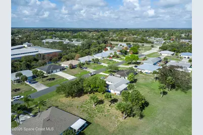 358 S Wimbrow Drive, Sebastian, FL 32958 - Photo 8