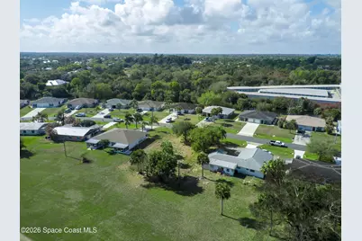 358 S Wimbrow Drive, Sebastian, FL 32958 - Photo 14