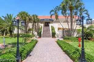 840 N Atlantic Ave, Cocoa Beach, FL 32931 - Photo 4