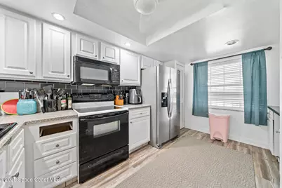 560 S Brevard Avenue #632, Cocoa Beach, FL 32931 - Photo 8