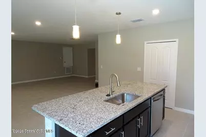 701 Avalon Street SE, Palm Bay, FL 32909 - Photo 4