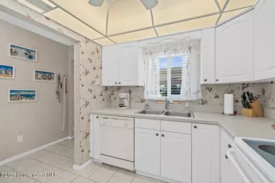 201 Saint Lucie Lane #201, Cocoa Beach, FL 32931 - Photo 8