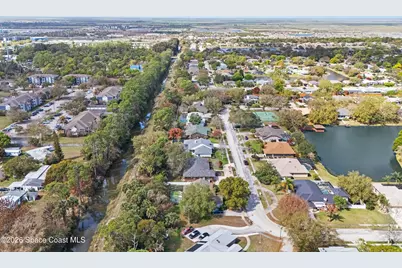 572 Lake Ashley Circle, Melbourne, FL 32904 - Photo 54
