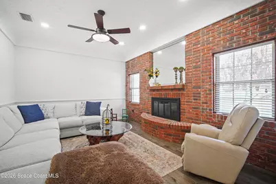 572 Lake Ashley Circle, Melbourne, FL 32904 - Photo 10