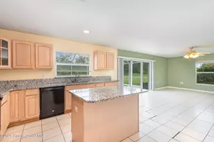 4055 Navajo Ln, Titusville, FL 32796 - Photo 4