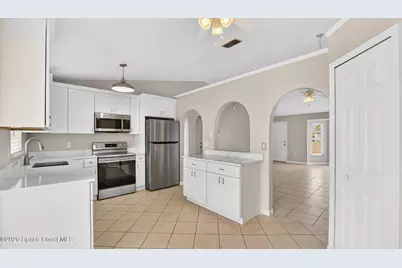 713 Cottbus Avenue NW, Palm Bay, FL 32907 - Photo 14