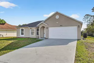 713 Cottbus Ave NW, Palm Bay, FL 32907 - Photo 4