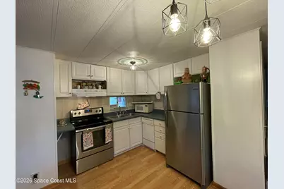 1020 Laurel Court NE, Palm Bay, FL 32907 - Photo 10