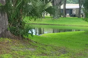 1020 Laurel Ct NE, Palm Bay, FL 32907 - Photo 2
