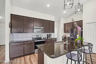 808 Grandeur St SE, Palm Bay, FL 32909 - Photo 10