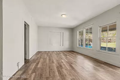 605 Gilmore Avenue, Lakeland, FL 33803 - Photo 4