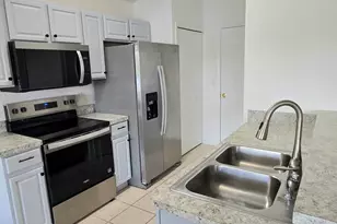 1152 Bainbury Ln, Melbourne, FL 32904 - Photo 10