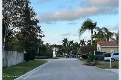 4270 Camrose Lane, West Palm Beach, FL 33417 - Photo 4