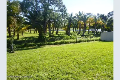 7349 Tourmaline Drive, Grant-Valkaria, FL 32949 - Photo 14