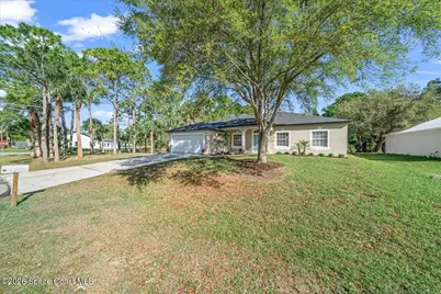 1821 Firethorn Road NW, Palm Bay, FL 32907 - Photo 2