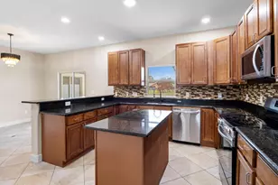 2246 Warwick Rd, Melbourne, FL 32935 - Photo 10