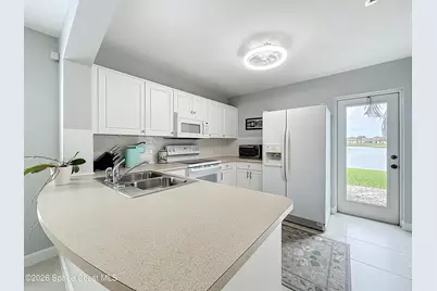 1055 Luminary Circle #106, Melbourne, FL 32901 - Photo 16